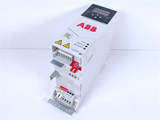 ik-industry/pd/abb-acs380-acs380-040s-09a4-4-400v-4kw-9a-bmio-01-unused-und-ovp-77712-3.jpg