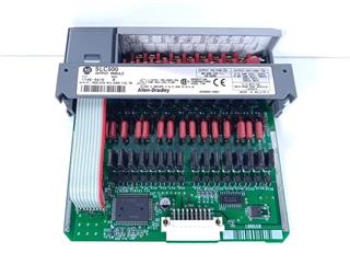 ik-industry/pd/allen-bradley-slc500-1746-0a16-ser-d-output-module-1746-oa16-top-zustand-78748-2.jpg