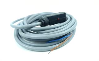 ik-industry/pd/bosch-0-830-100-353-naeherungsschalter-sensor-0830100353-unused-80659-3.jpg