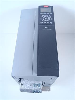 ik-industry/pd/danfoss-fc-302p15kt5e20h1xgxxxxsxxxxa0bxcxxxxdx-pn-131f8887-testedund-top-zustand-78236-3.jpg