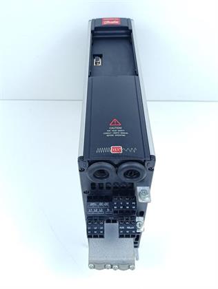 ik-industry/pd/danfoss-vlt5001pt5b20str3d0f10a00-175z0530-tested-78708-3.jpg