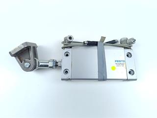 ik-industry/pd/festo-dzf-32-60-a-p-a-161259-p808-pmax10-bar-top-zustand-78099-2.jpg