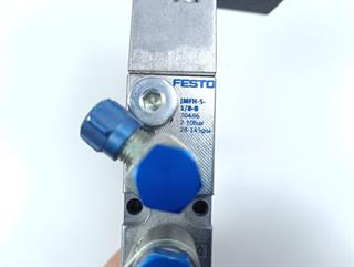 ik-industry/pd/festo-magnetventil-jmfh-5-18-b-30486-msfg2442-5060-top-zustand-78098-5.jpg