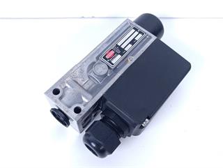 ik-industry/pd/herion-0821097-druckschalter-pressure-switch-50250-bar-neuwertig-und-ovp-78862-3.jpg