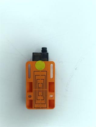 ik-industry/pd/ifm-kn5107-kn5-107-kapazitiver-sensor-knq01nukfpkgas-top-zustand-79888-4.jpg