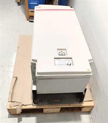 ik-industry/pd/keb-f4-23-f4-f1u-4r01-23f4f1u-4r01-75kw-104kva-400v-top-zustand-77936-3.jpg