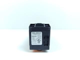 ik-industry/pd/lumberg-0942-uem-021-0942uem021-4-digital-output-top-zustand-und-ovp-79995-3.jpg