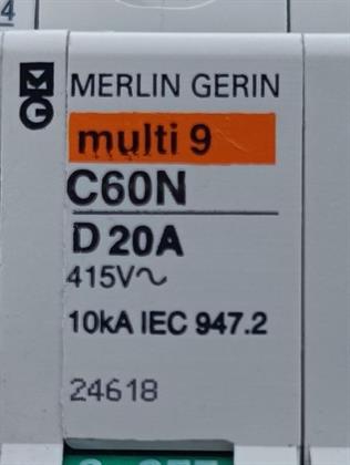 ik-industry/pd/merlin-gerin-multi-9-c60n-d20a-schutzschalter-dpnc60c120top-zustand-79151-6.jpg