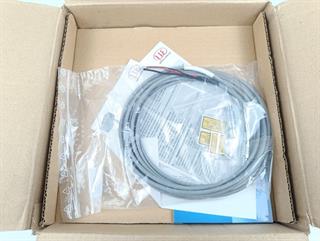 ik-industry/pd/micro-epsilon-scan-control-2710-100500-4322009500-unused-und-ovp-79762-3.jpg