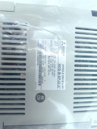 ik-industry/pd/mitsubishi-mds-b-spj2-37-spindle-drive-unit-unused-und-ovp-79133-4.jpg