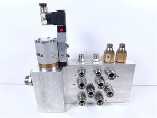 ik-industry/pd/mueller-co-ax-5-pcs-1-10-nc-0-820-038-980-1824210291-top-zustand-78196-3.jpg