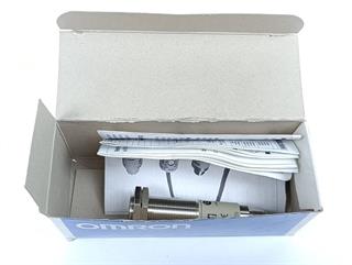 ik-industry/pd/omron-e2f2-ds10b4-m1-m-10-to-30-vdc-photoelectric-switch-unused-und-ovp-80752-3.jpg