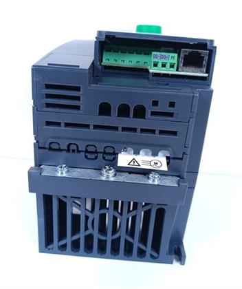 ik-industry/pd/schneider-electric-altivar-320-atv320u15n4c-15kw-2hp-380-500v-unused-und-ovp-79583-6.jpg