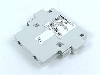ik-industry/pd/siemens-3rh1921-1ea11-hilfsschalter-10a-240v-unused-81487-2.jpg