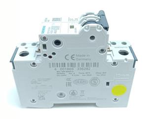 ik-industry/pd/siemens-leistungsschalter-5sy4105-5-mcb-a05-230400v-5st301as-5st3010-top-zustand-81809-2.jpg