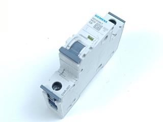 siemens-leistungsschalter-5sy4106-7-mcb-c6-top-zustand-81805-1.jpg