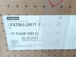 ik-industry/pd/siemens-motor-1fk7063-2af71-1ch2-servomotor-unused-und-ovp-78238-5.jpg
