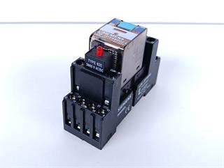 siemens-pt78704-12a-300vac-pt580024-24v-8a250v-neuwertig-78028-1.jpg