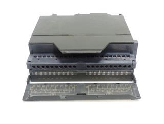 ik-industry/pd/siemens-s7-6es7-322-1bh01-0aa0-sm322-do-6es7322-1bh01-0aa0-est1-top-zustand-50776-2.jpg