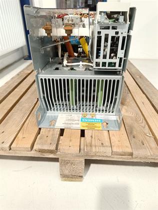ik-industry/pd/siemens-simovert-p-ein-rueckspeise-6se7031-7ee85-1aa0-erz-stand-a2-top-zustand-81020-3.jpg