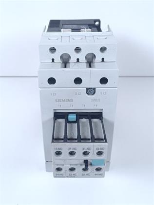 ik-industry/pd/siemens-sirius-3rt1044-1bb44-3rh1921-1ha22-3rt1926-1bb00-top-zustand-78296-3.jpg