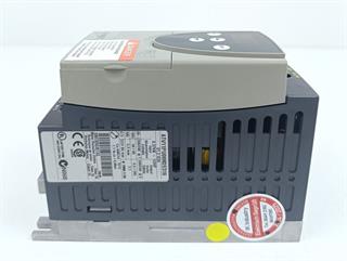ik-industry/pd/telemecanique-atv11pu09m2e319-230v-037-kw-tested-und-top-zustand-77691-2.jpg