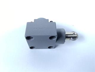 ik-industry/pd/telemecanique-zcke65-limit-switch-unused-und-ovp-65318-3.jpg