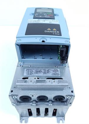 ik-industry/pd/vacon-nxl00095-c2h1sss-00aidpapdlde-nxl00095c2h1sss00ai-tested-und-top-zustand-77820-3.jpg