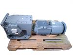 lenze-servomotor-m55ap132m045efrut-getriebe-g50bb243msar3c00-unused-84530-4.jpg