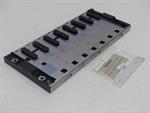 schneider-electric-tsx-premium-8-slot-rack-chassis-tsxrky8-unused-und-ovp-72479-5.jpg