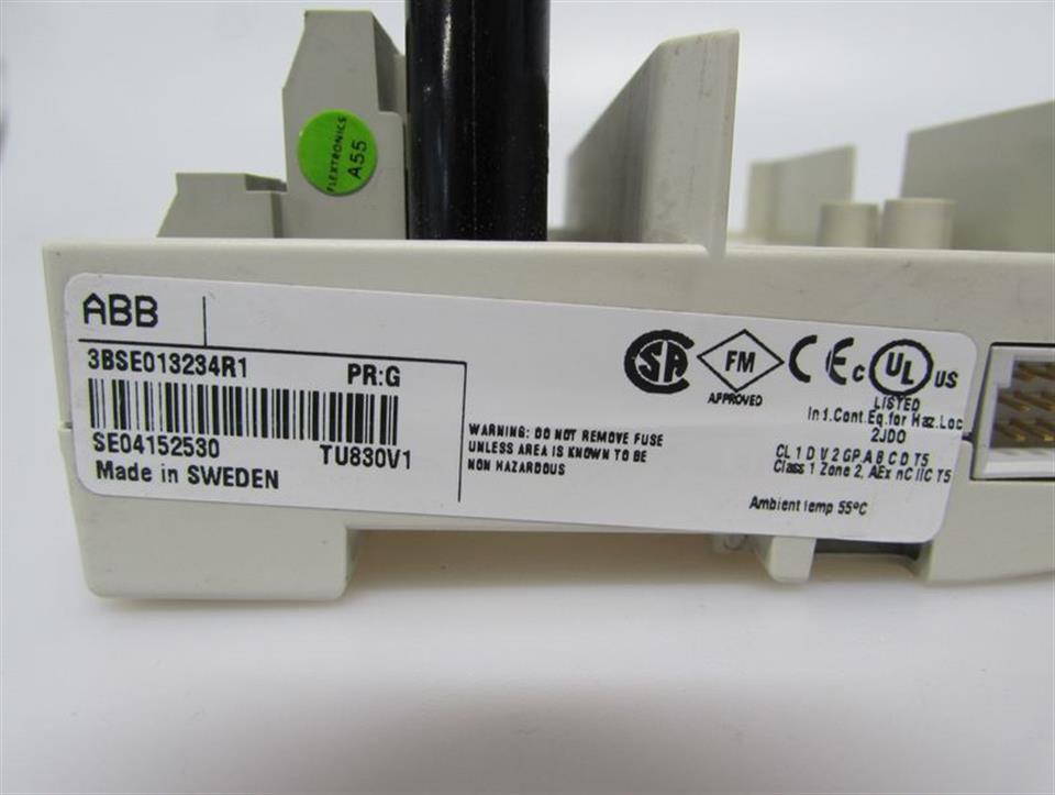 ABB 3BSE013234R1 TU830V1 PR:G TOP ZUSTAND
