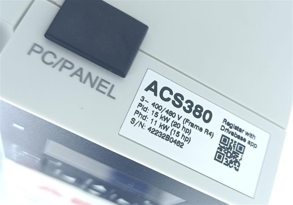 ABB ACS380 ACS380-040S-032A-4 32A 15kw 400V + BMIO-01 UNUSED & OVP