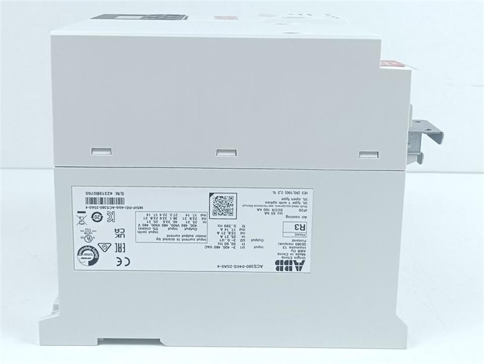 ABB ACS380 ACS380-040S-25A0-4 11kw 400V BMIO-01 UNUSED & OVP