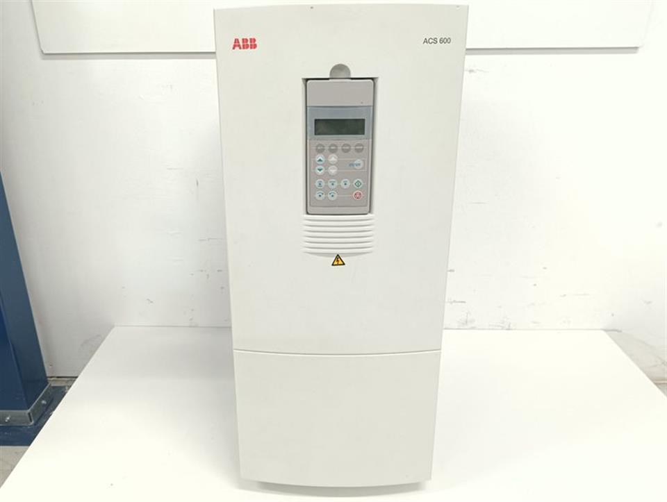 abb-acs60100703000c1200000-acs-600-frequenzumrichter-neuwertig-81609-2.jpg