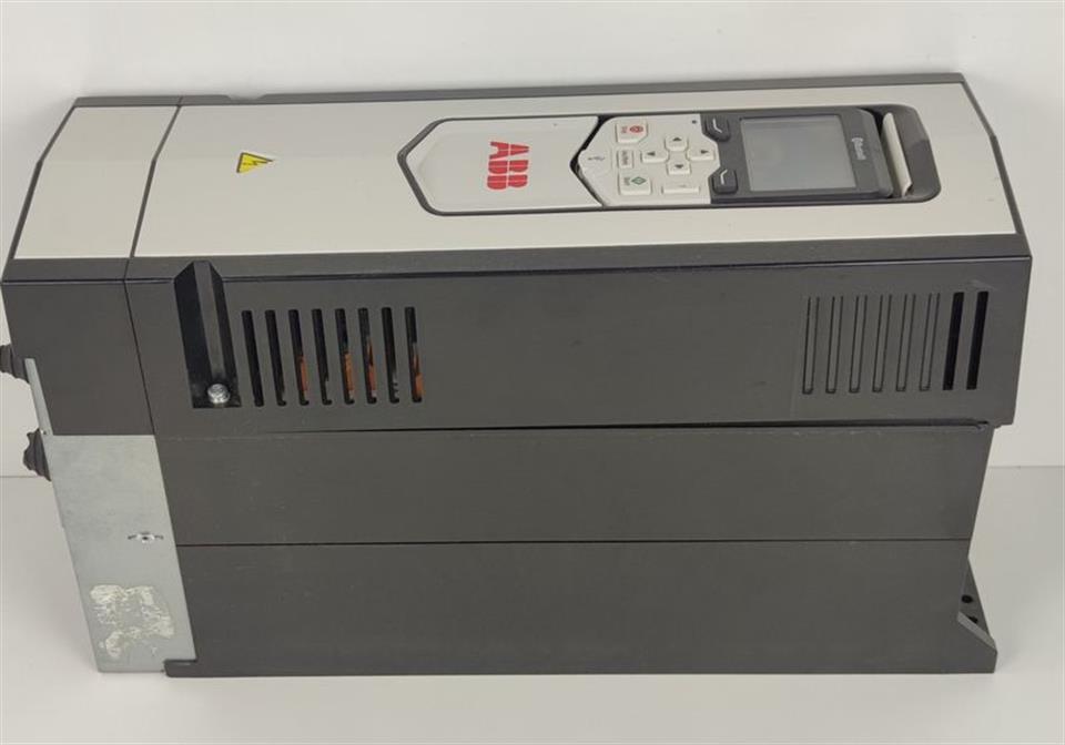 ABB ACS880-01-12A6-3 +E200+K454+K475+R701 400V 5,5kw TESTED & TOP ZUSTAND