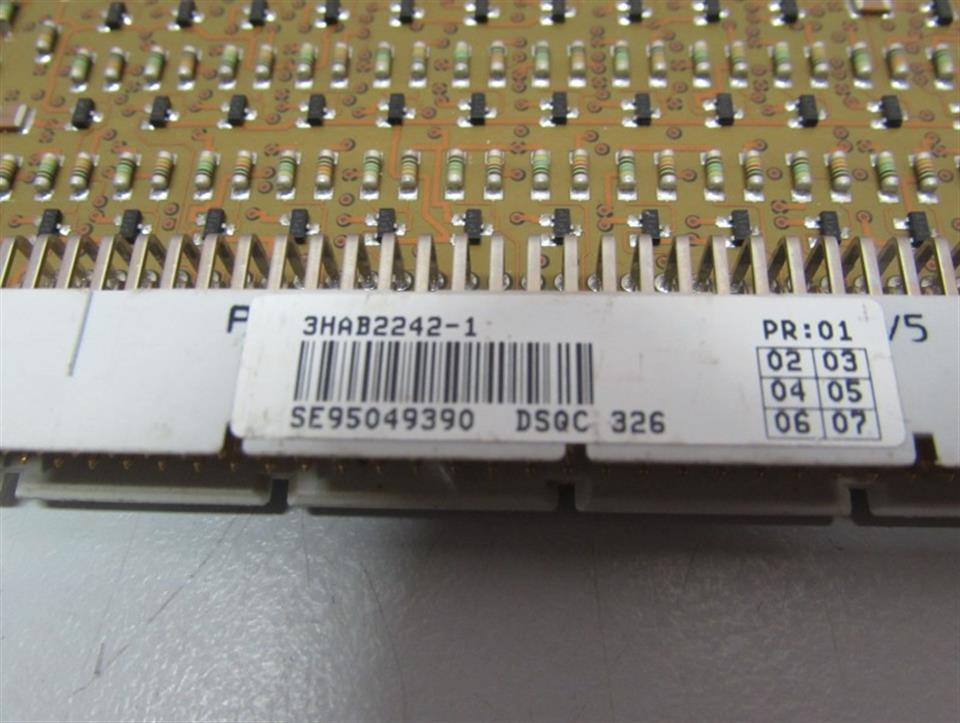 abb-dsqc-326-3hab2242-1-robotic-control-cpu-board-neuwertig-69520-2.jpg