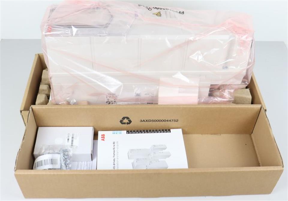 ABB Frequenzumrichter ACH580-01-018A-4 +B056+J400+X1642 400V 7,5kw UNUSED & OVP