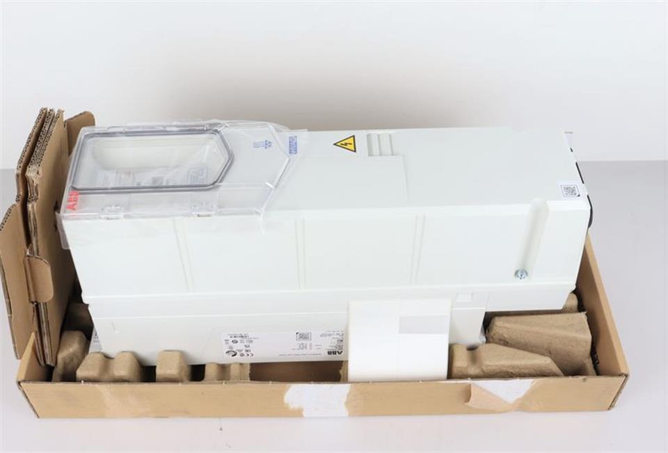 ABB Frequenzumrichter ACH580-01-018A-4 +B056+J400+X1642 400V 7,5kw UNUSED & OVP