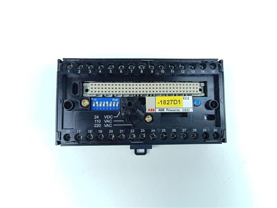 ABB Procontic CS31 Modulträger ECZ FPR 370000 1R 0001 NEUWERTIG