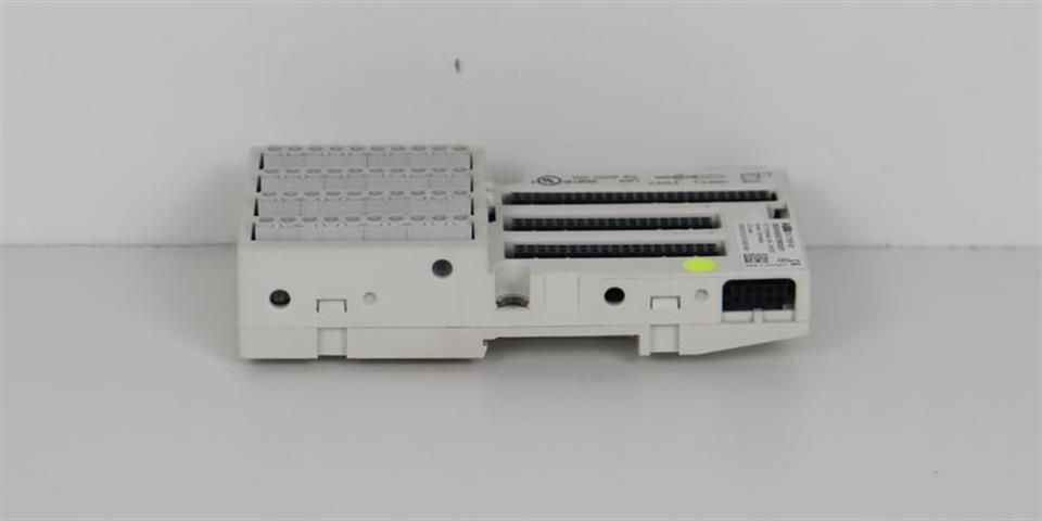 ABB TU 715F A1 Terminal Unit 3BDH000378R0001 TOP ZUSTAND