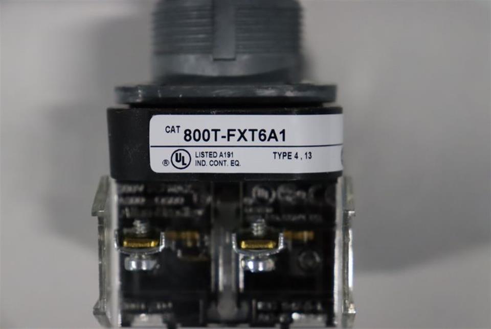allen-bradley-800t-fxt6a1-push-button-unused-und-ovp-55287-6.jpg