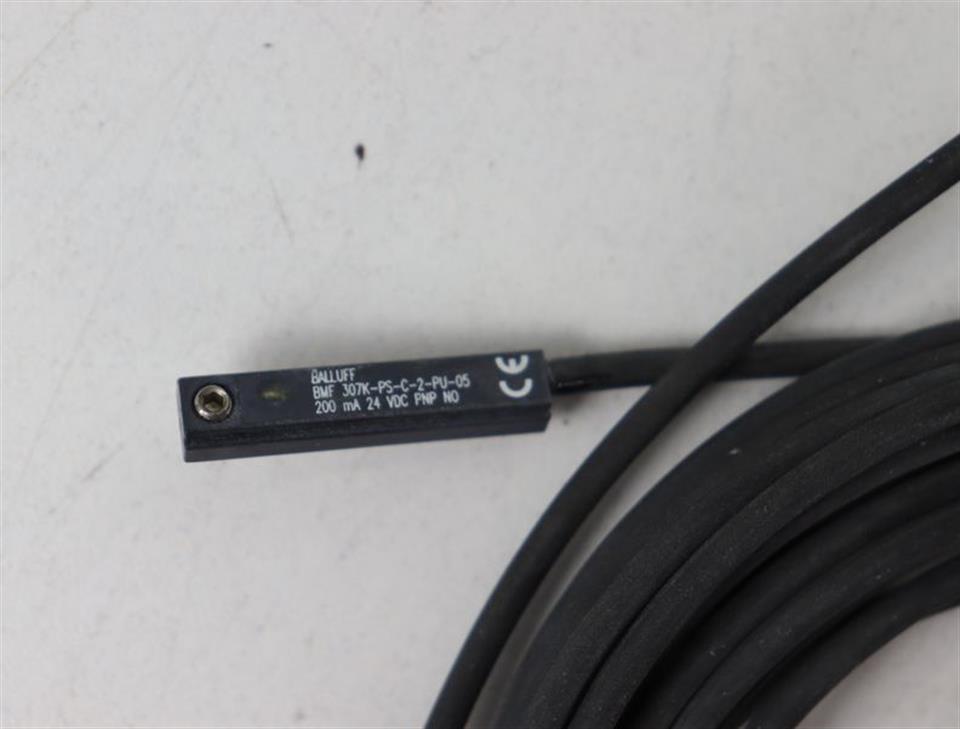 Balluff BMF 307K-PS-C-2-PU-05 200 mA 24 VDC PNP NO