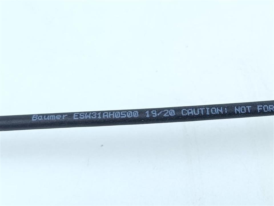 baumer-esw31ah0500-naeherungssensor-esw-31ah0500-sensorkabel-top-zustand-80839-2.jpg