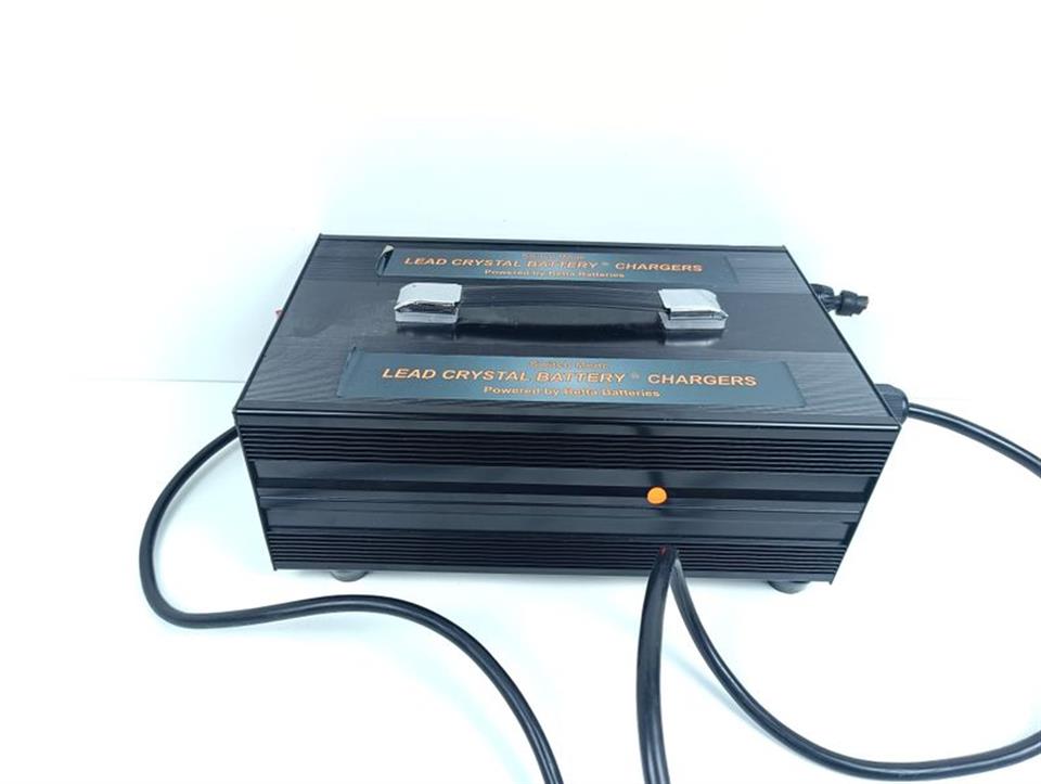 Betta Batteries Lead Crystal Battery Chargers 220V 50Hz