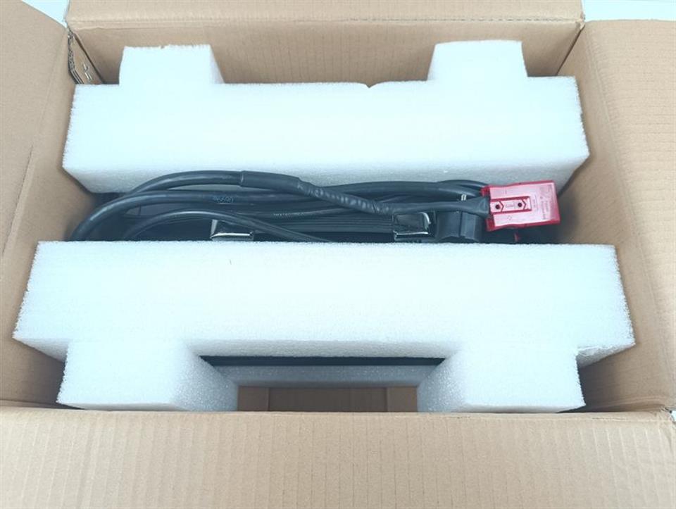 Betta Batteries Lead Crystal Battery Chargers 220V 50Hz UNUSED & OVP