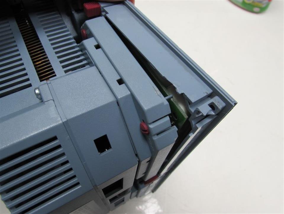 bundr-panelware-4c200001-110-rev2314-4d104400-090-rev-0400-tested-53185-4.jpg