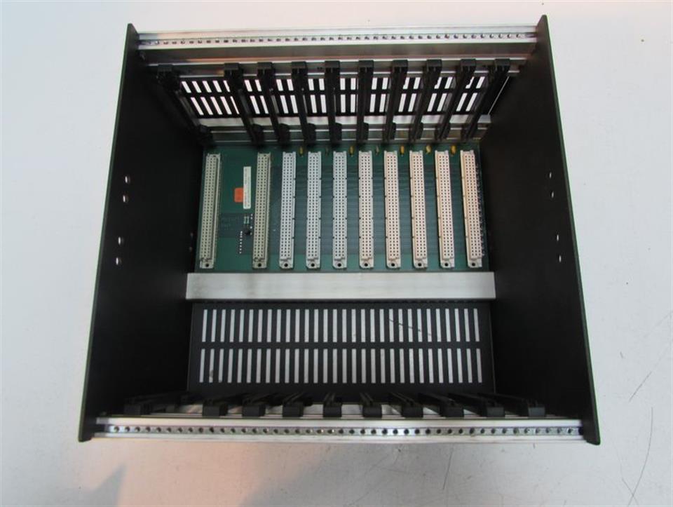 bundr-rack-8-slot-mdr085-0-mb101-neuwertig-73459-2.jpg
