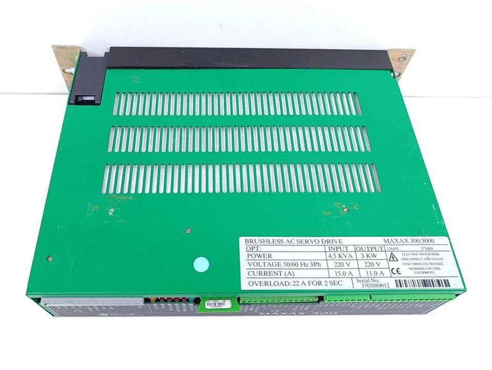 control-techniques-brushless-ac-servo-drive-maxax-3003000-unused-und-ovp-63621-5.jpg