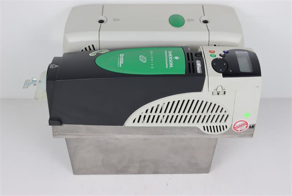 control-techniques-emerson-unidrive-sp-sp3403-380-480v-513a-top-zustand-tested-56250-3.jpg