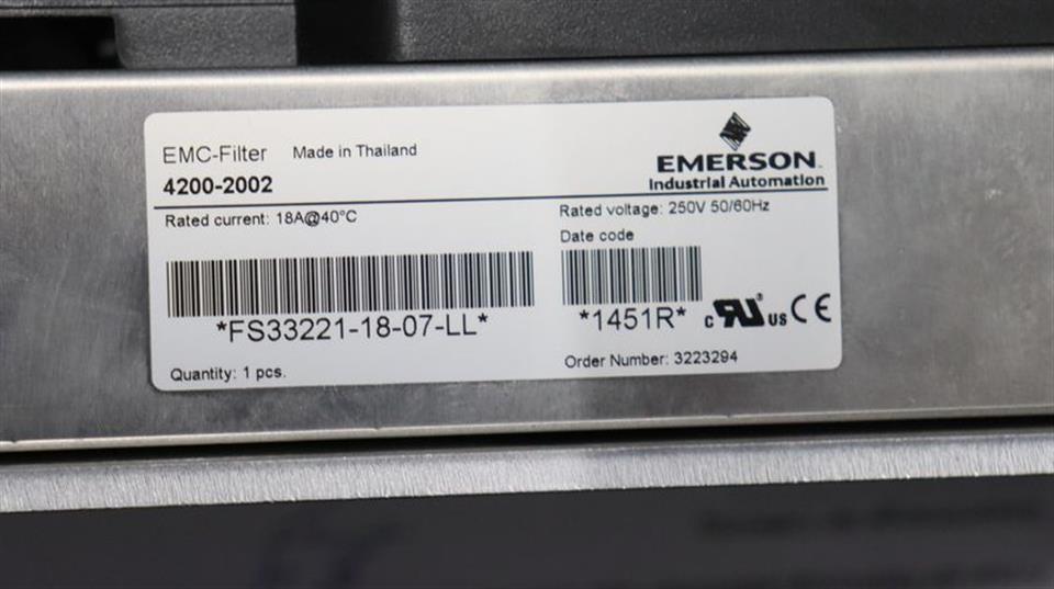 Control Techniques M200-022 00042 A 0,75KW 230V M200-02200042 A +Filter NEUWERTIG